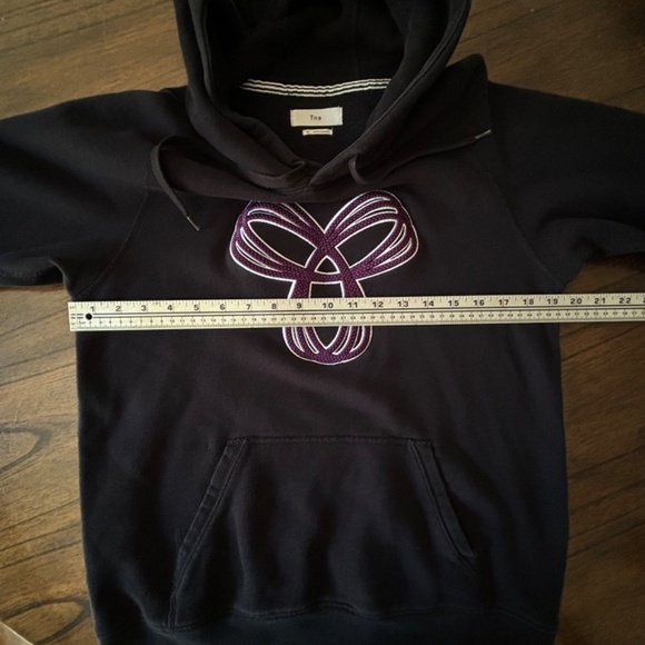 TNA pullover hoodie black with purple logo size M - Picture 14 of 15